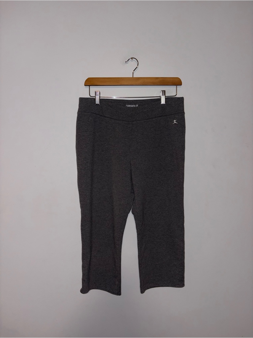 Danskin • Gray Cropped Sweatpants